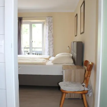 Forststube Guest house Velden am Woerthersee