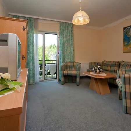 福尔茨图博旅馆