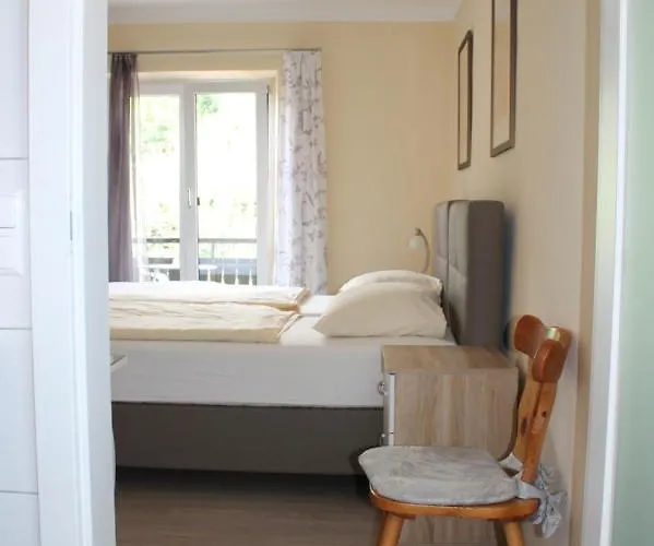 Forststube Vendégház Velden am Wörthersee