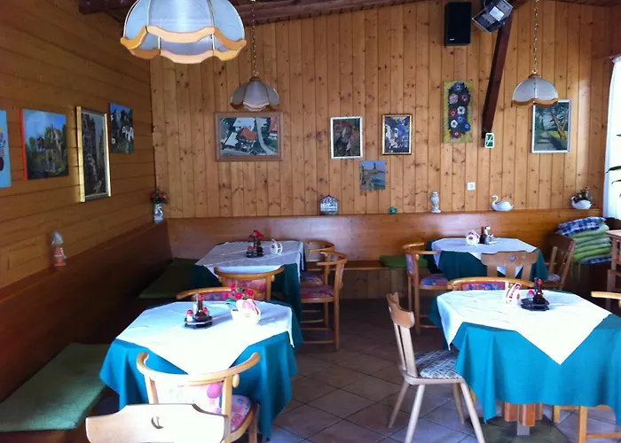 Pensión Forststube 3*